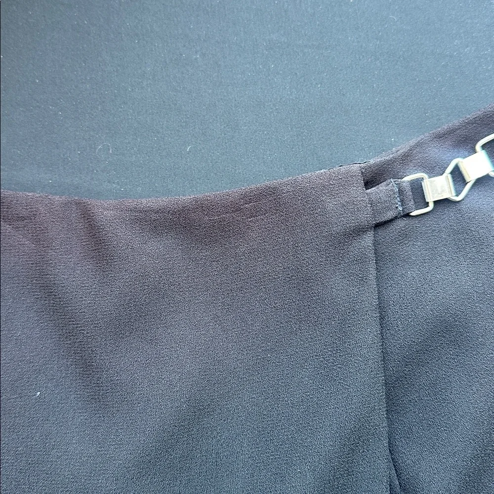 LAUNDRY By Shelli Segal Black  Mini Silver Chain Detail Skirt Skort Size 4